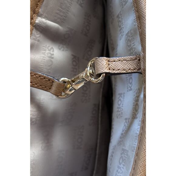 MICHAEL KORS JET SET GOLD PYTHON STRIPE MK TOTE HANDBAG Excellent Condition - Picture 8 of 9